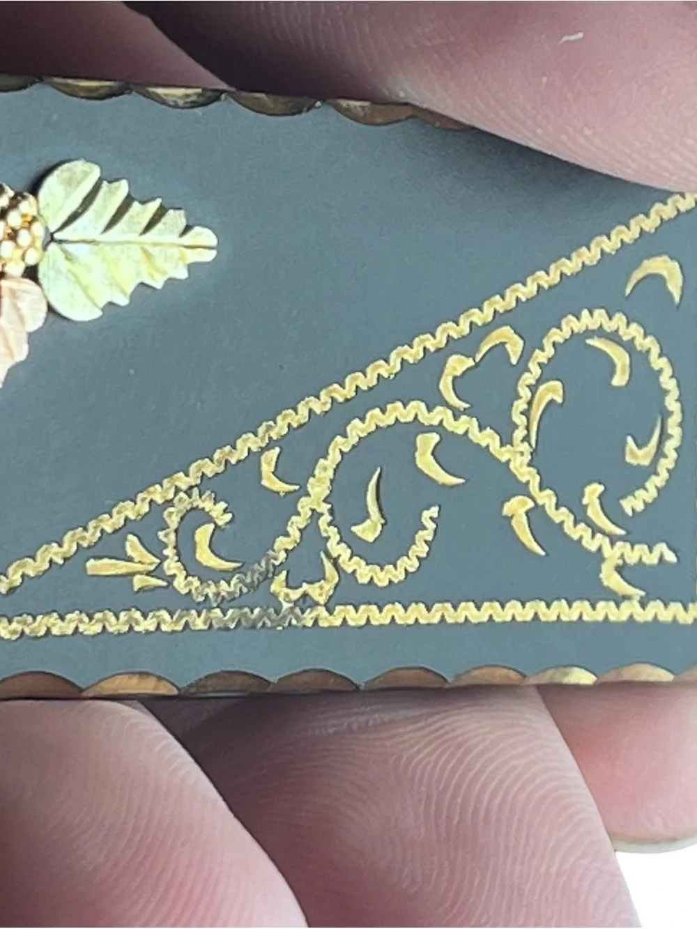 Vtg Landstroms Black Hills Gold Black Steel Money Clip Solid 12K Gold Leaves 19g